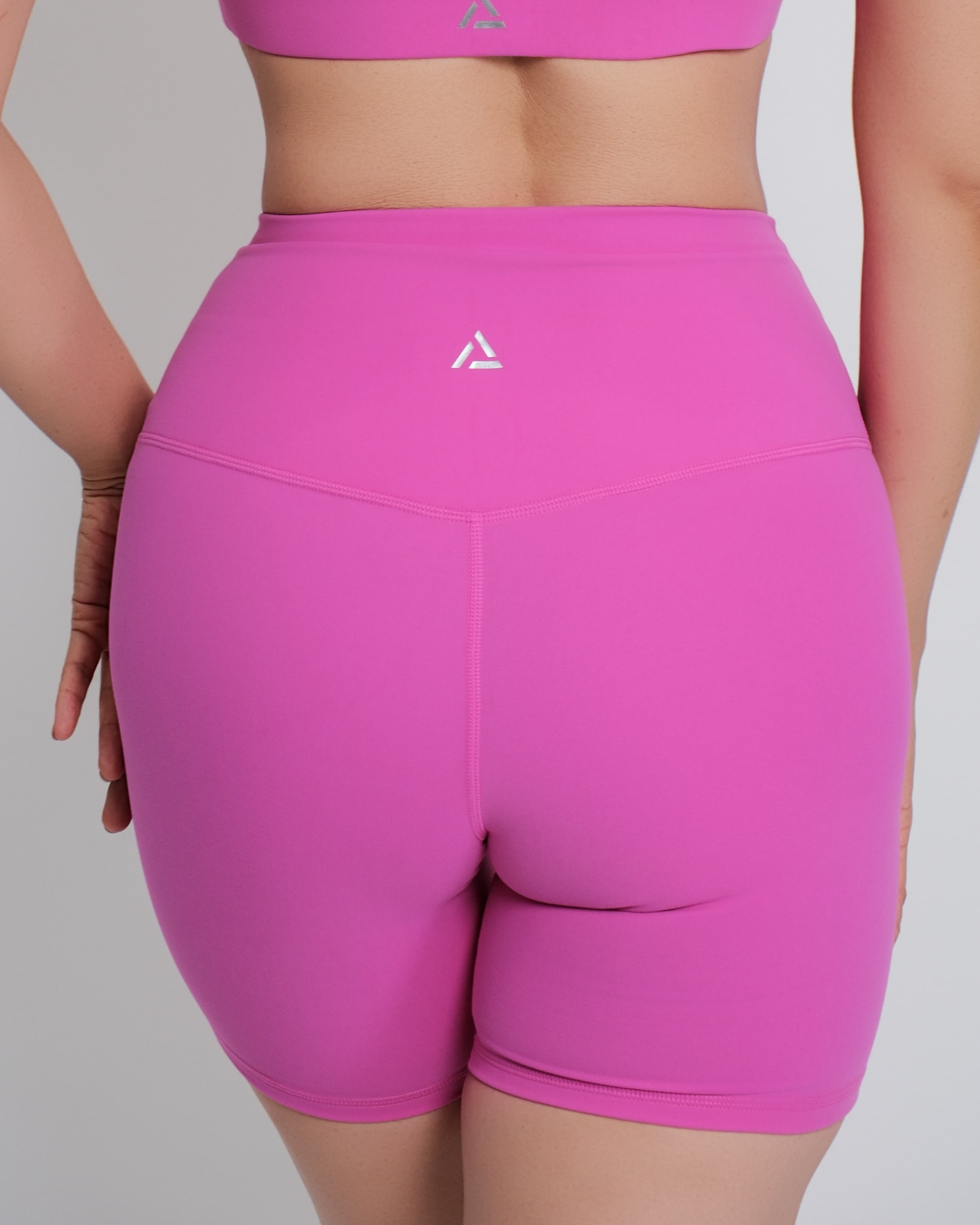 Image for Lively Bottom 16